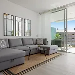 Vivi Homes - Dior Pool, Terrace & Sea View *