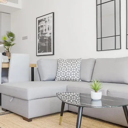 Vivi Homes - Dior Pool, Terrace & Sea View アパート フエンヒロラ