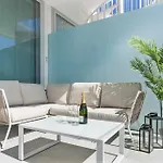 Vivi Homes - Dior Pool, Terrace & Sea View Апартаменты