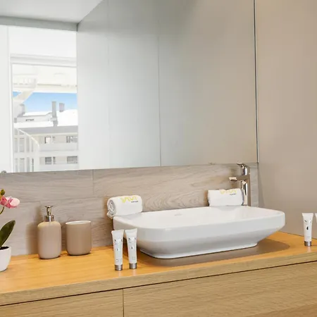 Vivi Homes - Dior Pool, Terrace & Sea View * Fuengirola