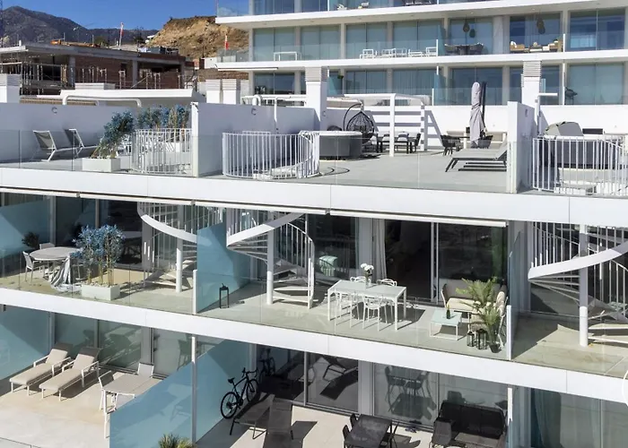 Apartment Vivi Homes - Dior Pool, Terrace & Sea View