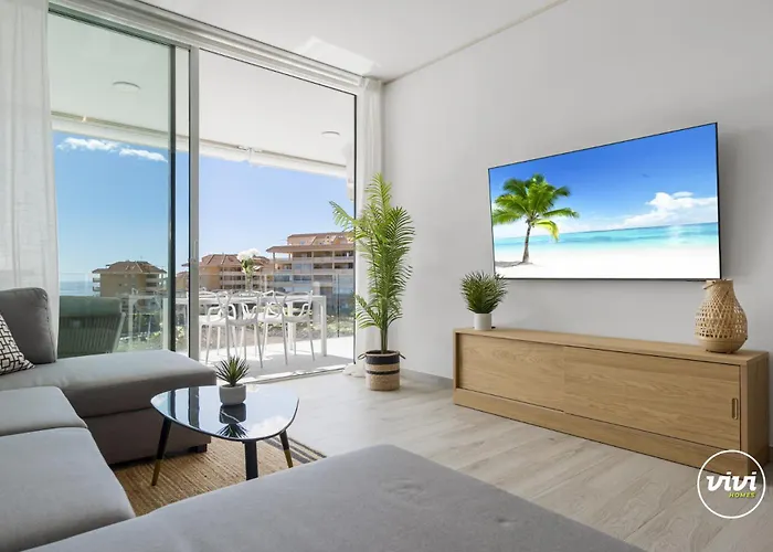 Vivi Homes - Dior Pool, Terrace & Sea View 公寓 *